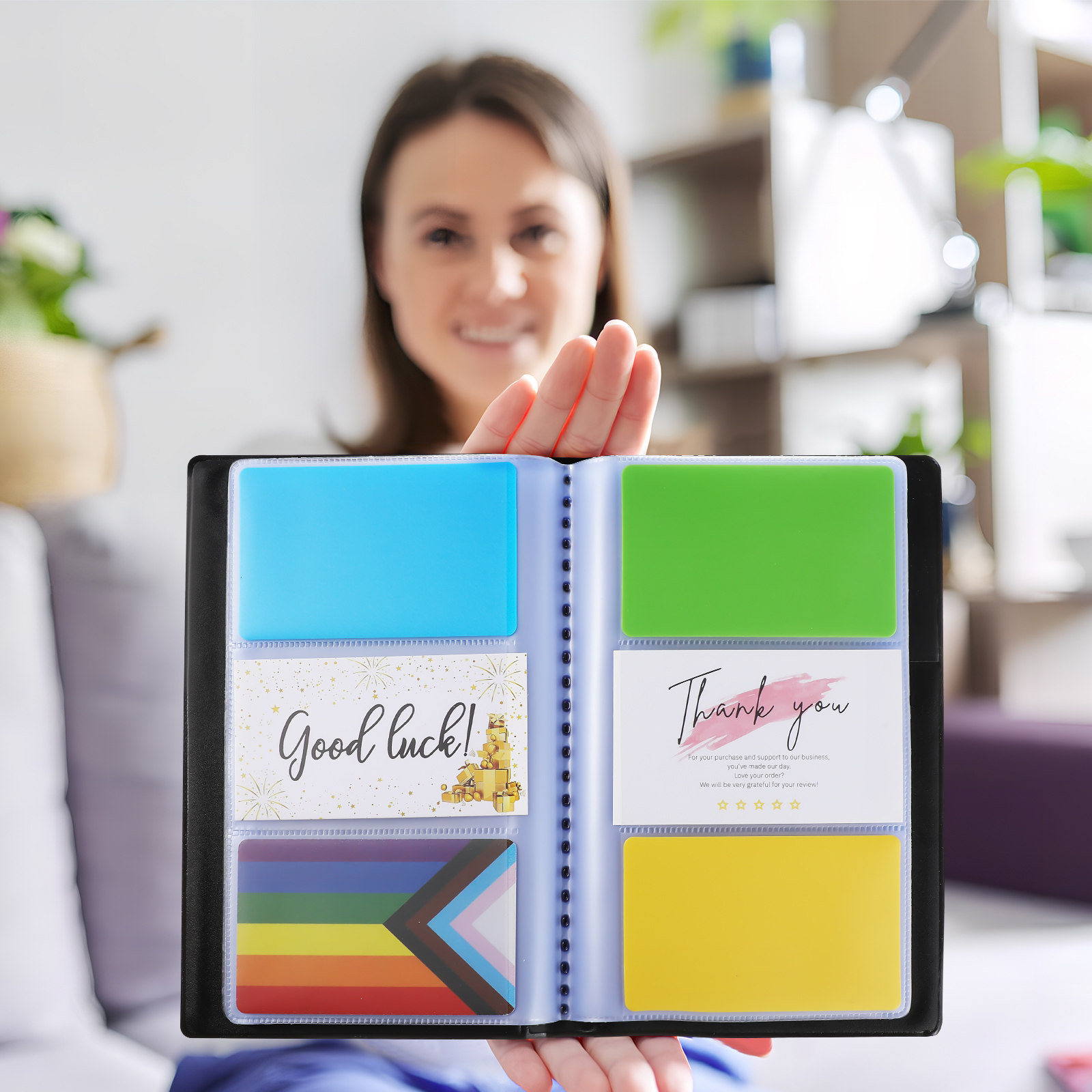 Książka do przechowywania wizy – Index Card Holder recenzja i cena